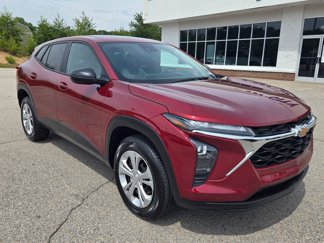 Used 2024 Chevrolet Trax LS image 1