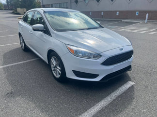 Used 2017 Ford Focus SE image 1