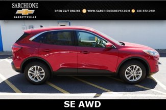 Used 2021 Ford Escape SE image 1