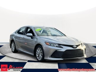 Used 2024 Toyota Camry LE image 1