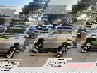 Used 2017 Toyota RAV4 Limited image 1