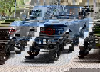 Used 2025 Ford Bronco Outer Banks image 1