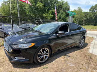 Used 2017 Ford Fusion SE w/ Equipment Group 201A image 1