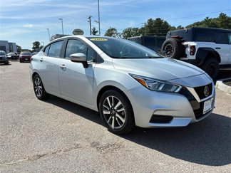 Used 2021 Nissan Versa SV image 1