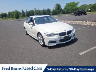 Used 2018 BMW 330e image 1