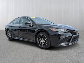 Used 2023 Toyota Camry SE image 1