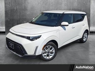 Used 2023 Kia Soul LX w/ Option Group 015 image 1