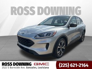 Used 2022 Ford Escape SE w/ SE Sport Appearance Package image 1