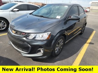 Used 2020 Chevrolet Sonic LT w/ Convenience Package image 1