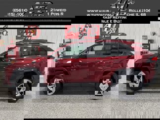 Used 2019 Toyota RAV4 XLE image 1