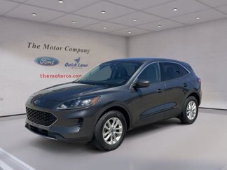 Certified 2020 Ford Escape SE image 1