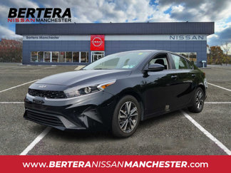 Used 2023 Kia Forte LXS image 1