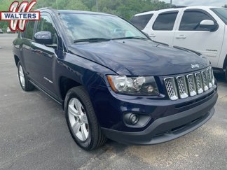 Used 2017 Jeep Compass Latitude image 1