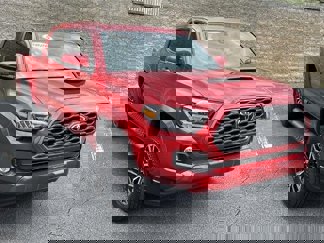 Used 2020 Toyota Tacoma SR5 image 1