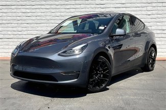 Used 2023 Tesla Model Y Long Range image 1