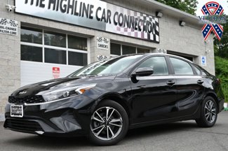 Used 2022 Kia Forte LXS image 1