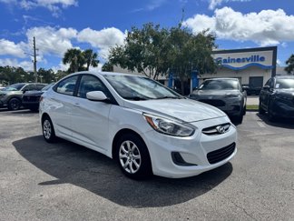 Used 2017 Hyundai Accent SE image 1