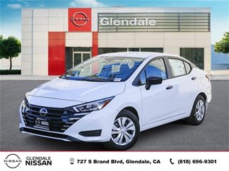 Certified 2025 Nissan Versa S w/ Lighting Package image 1