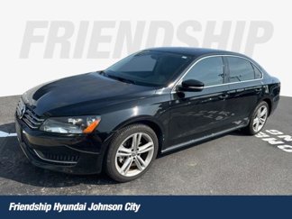 Used 2015 Volkswagen Passat TDI SE image 1