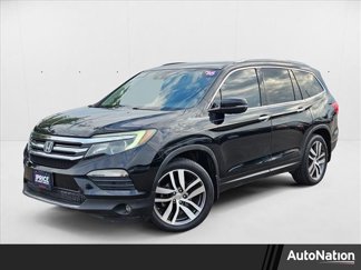Used 2016 Honda Pilot Touring image 1