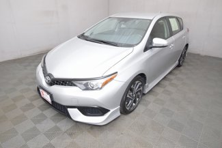 Used 2017 Toyota Corolla iM image 1