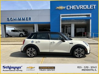 Used 2022 MINI Cooper S image 1