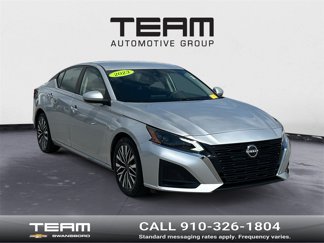 Used 2023 Nissan Altima 2.5 SV image 1