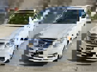Used 2009 Toyota Avalon Limited image 1