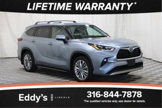 Used 2020 Toyota Highlander Limited Platinum image 1