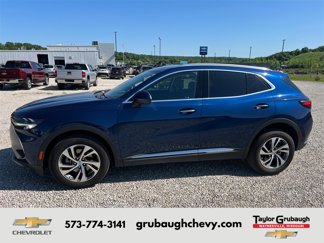 Used 2023 Buick Envision Essence image 1