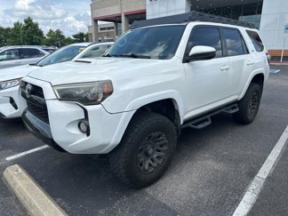Used 2015 Toyota 4Runner SR5 image 1