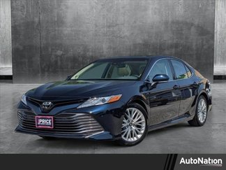 Used 2018 Toyota Camry XLE image 1