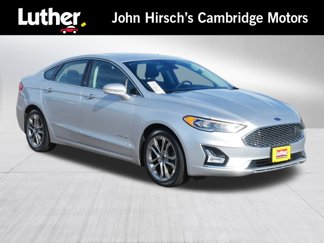 Used 2019 Ford Fusion Titanium image 1