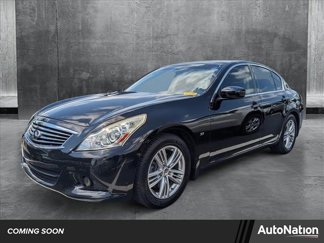 Used 2015 INFINITI Q40 w/ Moonroof Package image 1
