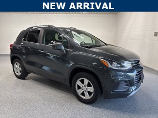 Used 2018 Chevrolet Trax LT w/ LT Convenience Package image 1