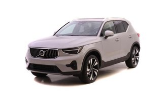 Certified 2025 Volvo XC40 B5 Plus w/ Protection Package Premier image 1