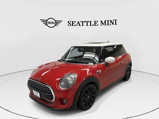 Used 2020 MINI Cooper 2-Door Hardtop image 1
