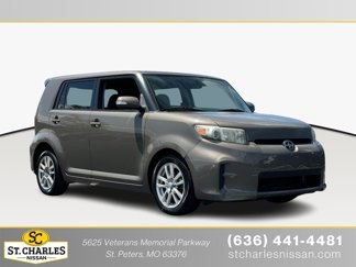Used 2011 Scion xB image 1