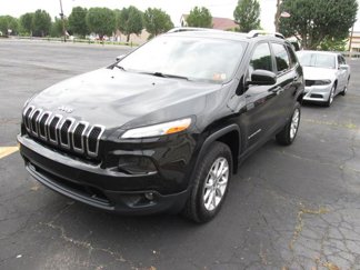 Used 2018 Jeep Cherokee Latitude Plus w/ Cold Weather Group image 1