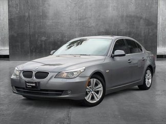Used 2010 BMW 528i Sedan image 1