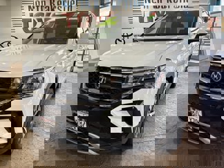Used 2022 Volkswagen Taos SE image 1