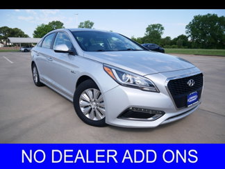 Used 2017 Hyundai Sonata SE image 1