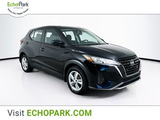 Used 2022 Nissan Kicks S image 1