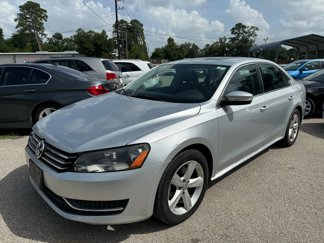 Used 2013 Volkswagen Passat 2.5 SE image 1