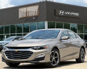 Used 2023 Chevrolet Malibu LT image 1
