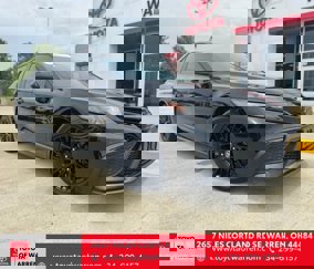Used 2021 Toyota Camry SE w/ Carpet Mat Package (TMS) image 1