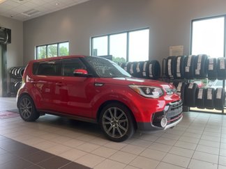 Used 2019 Kia Soul ! w/ Technology Package image 1