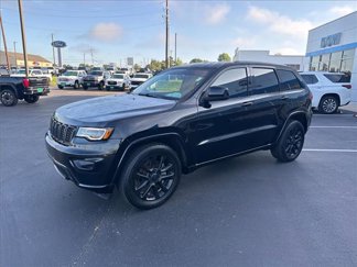 Used 2021 Jeep Grand Cherokee Laredo X image 1