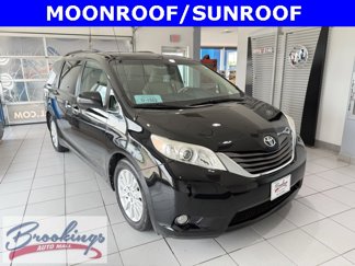 Used 2014 Toyota Sienna XLE image 1