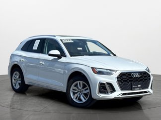 Certified 2022 Audi Q5 2.0T Premium w/ Convenience Package image 1
